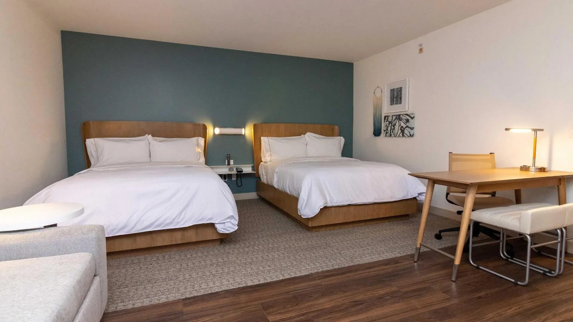 Hotel Element St. Louis Midtown